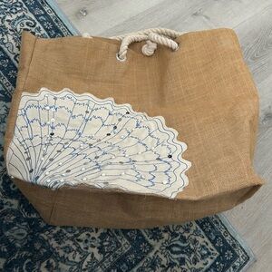 Chic Tan Tote with Shell Pattern